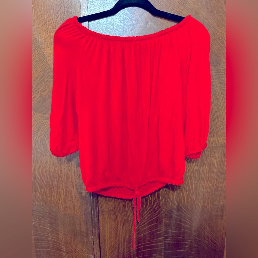Free Kisses Red Women's Top XL